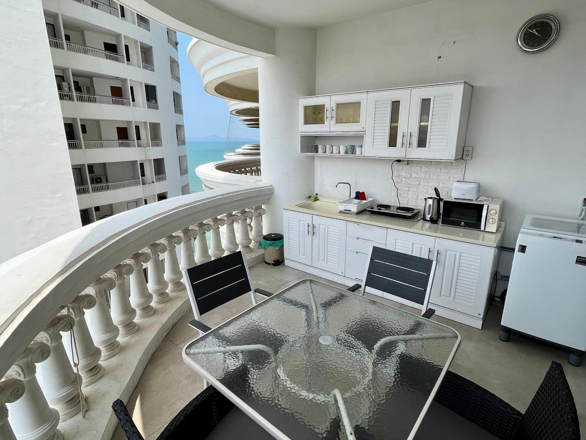 Sky Beach Паттайя Экстерьер фото